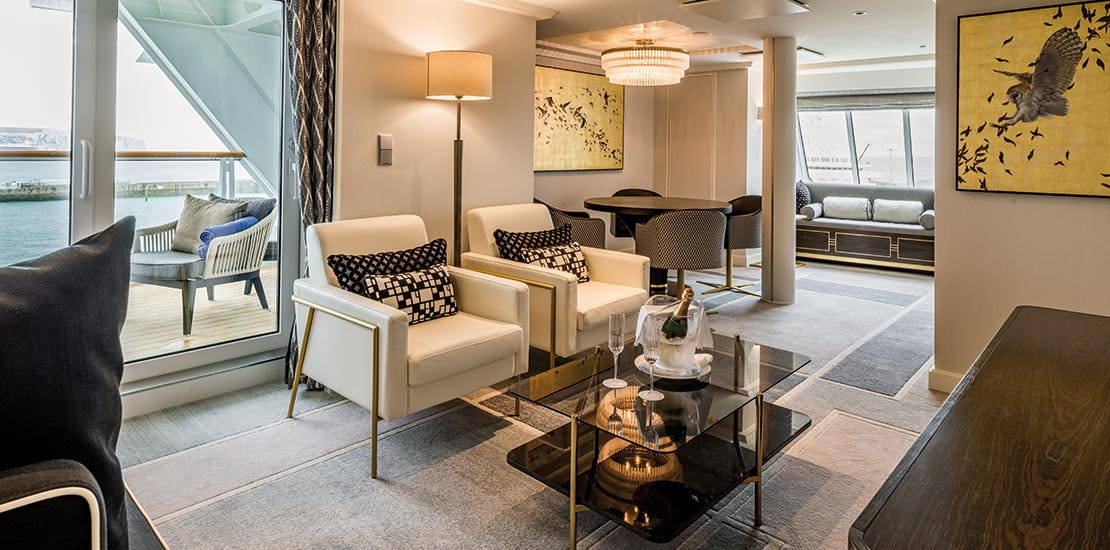 The Sidney De Haan Suite lounge